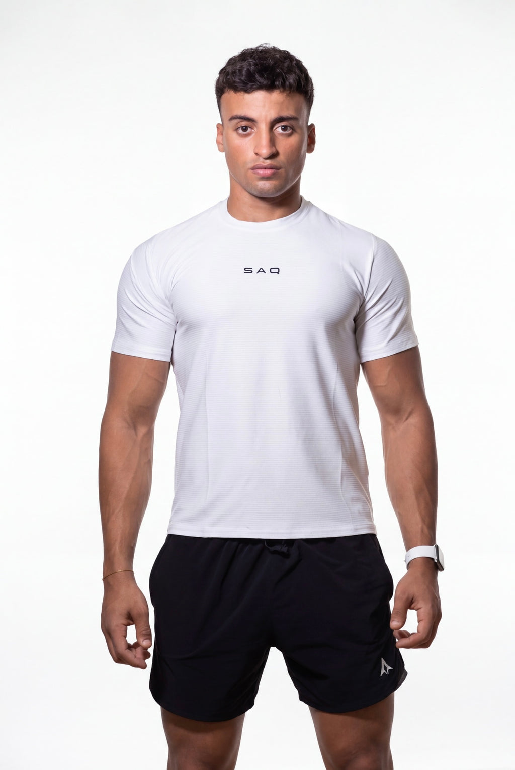 BREATHABLE WHITE T-SHIRT