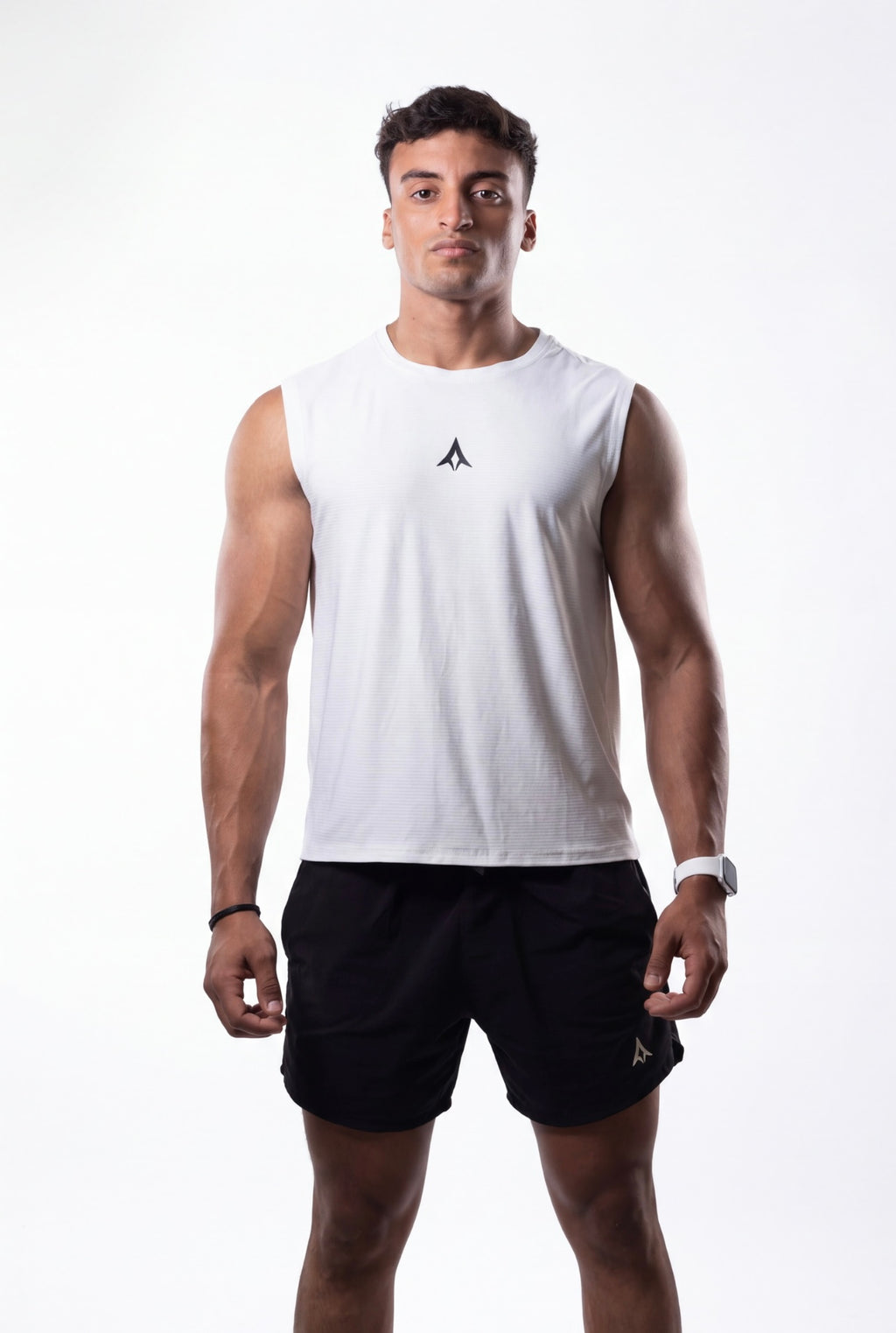 BREATHABLE WHITE TANK TOP